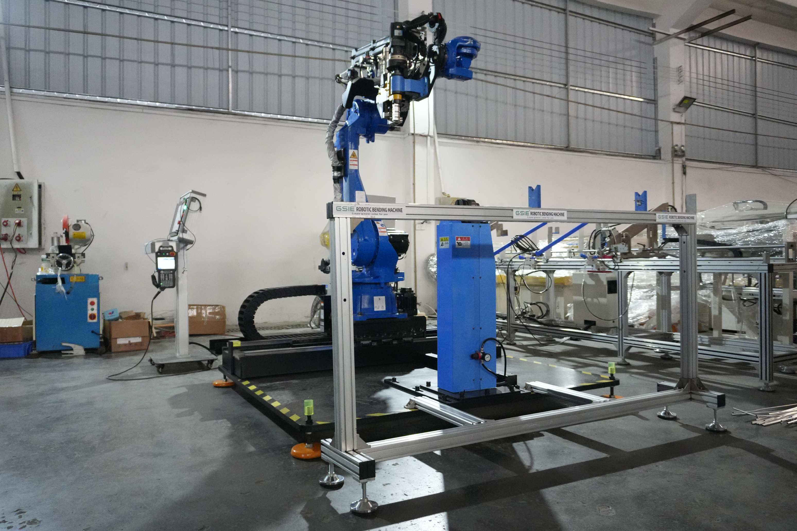 Robot Tube & Pipe Bending Machine